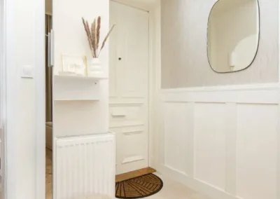 home staging Budapest belvárosi lakásban, elegáns lakberendezés, kiadásra felkészítés után